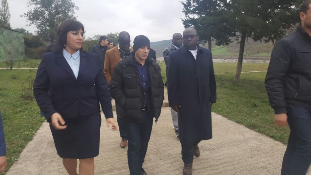 Seneqal Respublikasının Baş Gömrük Departamentinin direktoru cənab Papa Ousmane Gueyeni  və digər qonaqlar  Soyqırım kompleksini ziyarət etmişlər.