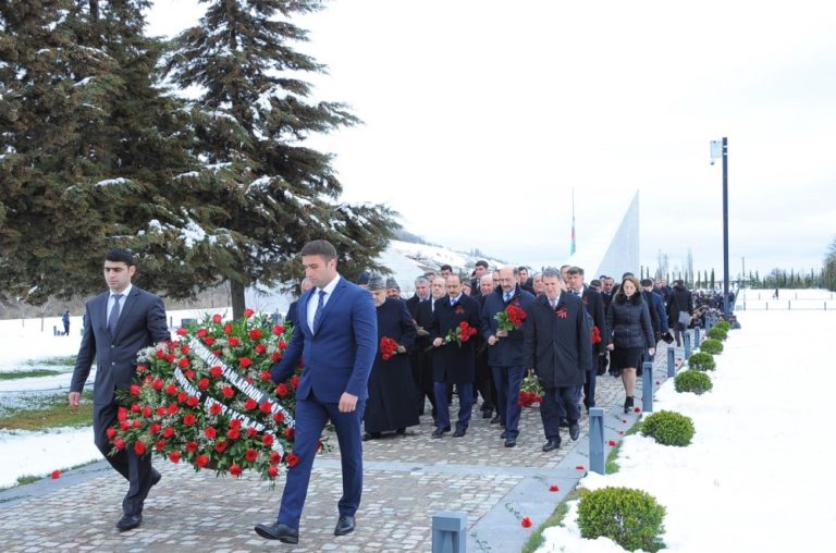 Quba Şəhərində "Soyqırımı Memorial Kompleksi" ndə 31 mart Azərbaycanlıarın Soyqırımının 100-cü il dönümü qeyd edildi
