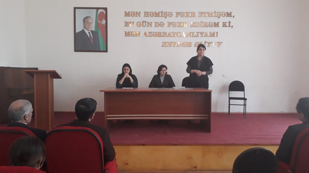 Quba şəhərində “Soyqırımı Memorial Kompleksi”nin təşəbbüsü ilə  növbəti tədbir 10.03.2018-ci il tarixdə Quba rayon İbrahim Şahmərdanov adına Qəçrəş kənd  tam orta məktəbində keçirildi. Kompleksin Elmi Araşdırmalar, ekspozisiyası və fond şöbəsinin müdiri Lətafət  Beybutova, əməkdaşı Aygün Ağamirzəyeva, əməkdaşı Aysu Bülbülzadə, əməkdaşı Xəyal Nuhbalayev, foto - video kompyuter mütəxəssisi Oqtay Orucovun iştirakı ilə keçirilən “31 Mart tarixin unudulmaz səhifəsidir” adlı tədbirdə məktəbin müəllim və şagird heyəti ilə geniş fikir mübadiləsi aparılmışdır. Vətənpərvərlik ruhunda çıxış edən Kompleksin əməkdaşları qeyd etdilər ki, xalqımızın başına gələn müsibətləri unutmamaq, tariximizi gələcək nəsillərə ötürmək hər bir Azərbaycan vətəndaşının borcudur. Tədbirin sonunda Kompleksin əməkdaşları tərəfindən şagirdlərə 16 adda Soyqırım hadisələrini özündə əks etdirən bukletlər təqdim olundu.