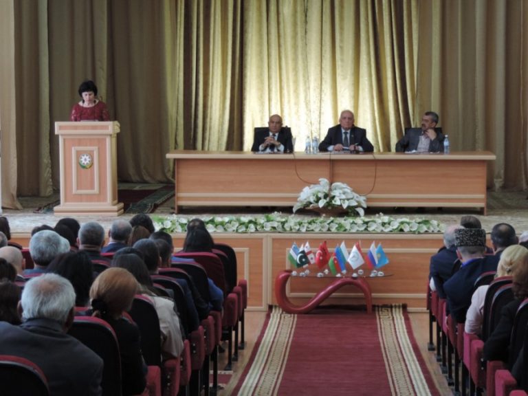 Soyqırımı Memorial Kompleksinin əməkdaşları  “XX əsrdə türk-müsəlman xalqlarına qarşı soyqırımları” mövzusunda V Beynəlxalq elmi konfransında.