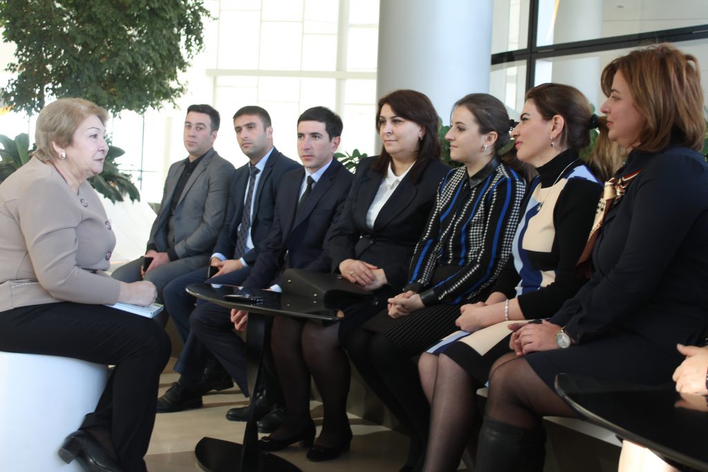 Quba şəhərində “Soyqırımı Memorial Kompleksi”nin rəhbərliyinin təşəbbüsü ilə Kompleks əməkdaşları Heydər Əliyev Fondunda.
