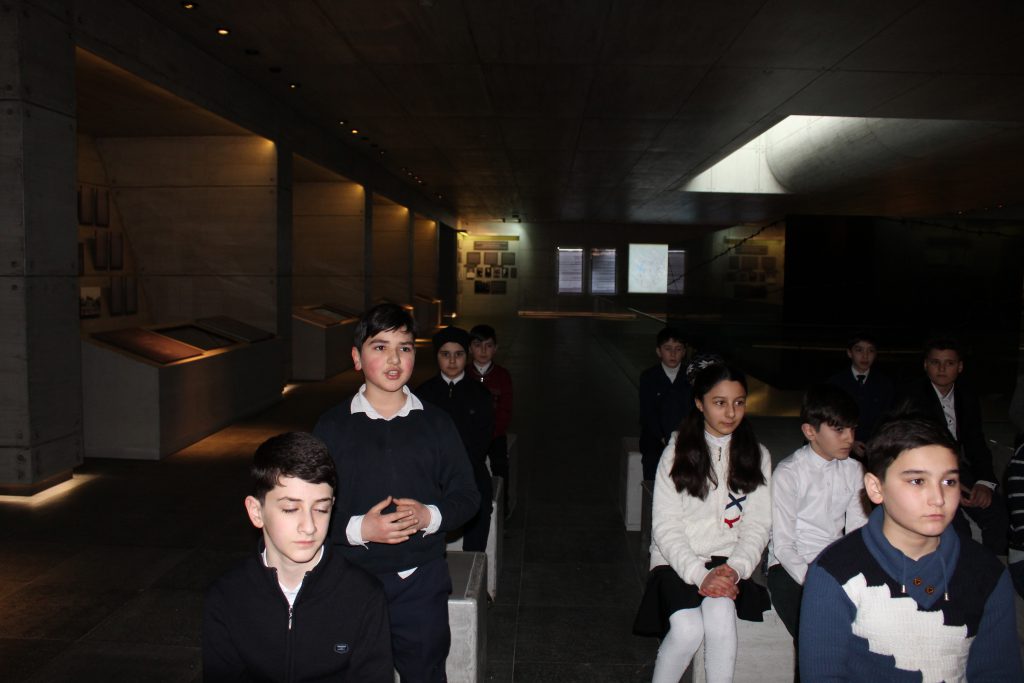 Xocalı Soqırımı Quba şəhərində “Soyqırımı Memorial Kompleksi”ndə qeyd edildi.