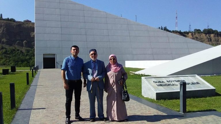 في التاريخ 18/07/2019 ، زار النائب العراقي الدكتور حافظ عزير الهورامى مجمع الإبادة الجماعية في قوبا. أن الضيف احيط علما على أعمال التخريب و الجرائم التي قام بها المخربون الأرمن في الأراضي الأذربيجانية