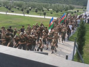 “Gənc Heydərçilər” Yay məktəbinin iştirakçıları Soyqırımı Memorial Kompleksində