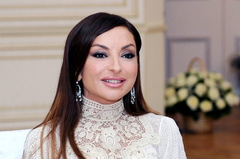 Dear the First Lady of our country, deputy, the President of Heydar Aliyev Foundation, Goodwill Ambassador of UNESCO and İSESCO, beafifule lady, wonderful mother and gorgeous person Mehriban Aliyeva, Happy Birthday!