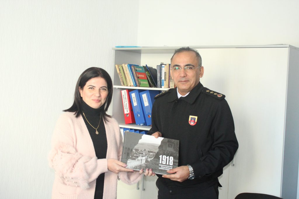 Türkiyəli hərbiçilər Quba şəhərində “Soyqırımı Memorial Kompleksi”ndə