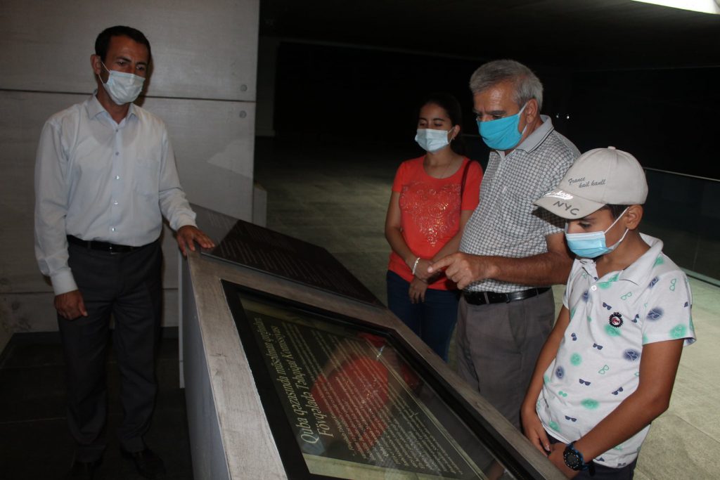 The Genocide Memorial Complex in Guba city, which has been operating since May 4, continues to receive visitors in accordance with sanitary and epidemiological rules due to the weakening of the strict quarantine regime applied to prevent the threat of coronavirus (COVID-19) infection. There is a clear increase in the number of visitors in August compared to previous months.