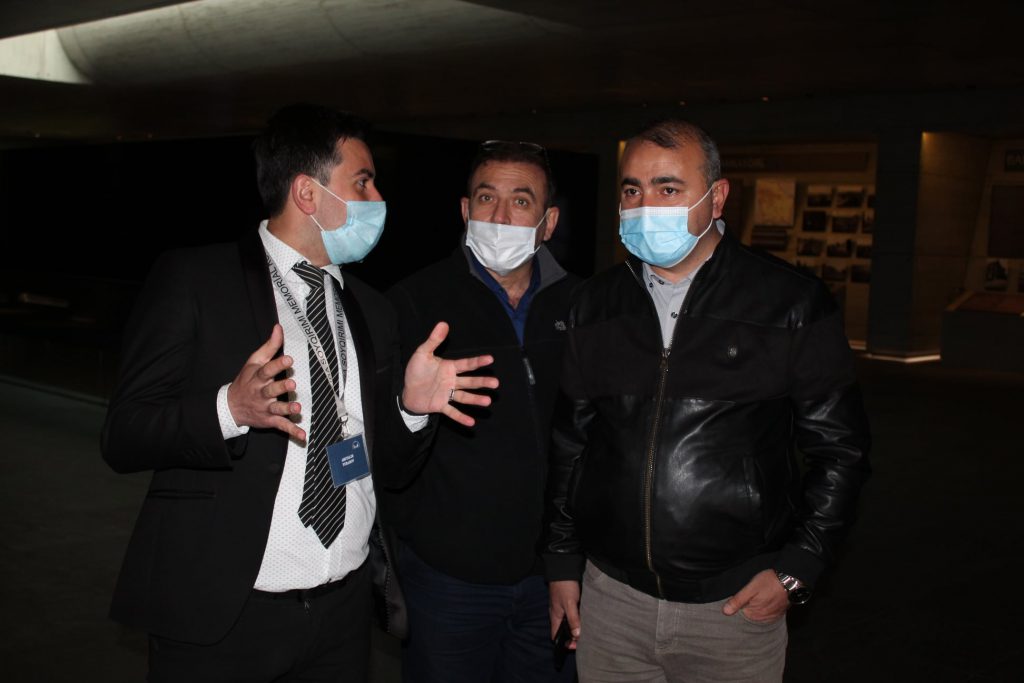 Müstəqil Sənayeçi və İş Adamları Dərnəyinin (MÜSİAD) təşəbbüsü ilə Türkiyəli iş adamlarından ibarət nümayəndə heyəti Quba rayonuna səfər etmişlər. Səfər çərçivəsində qonaqlar Quba şəhərində “Soyqırımı Memorial Kompleks”ini ziyarət etmişlər.