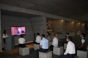 بمناسبة 15 يونيو -يوم الإنقاذ الوطني عقدت مجمع قوبا التذكارى للإبادة الجماعية ندوة تعريفية. وعُرض في الندوة مقطع فيديو أعدها الموظفون لدى المجمع ، ثم ألقيت التقرير البحثى حول 
