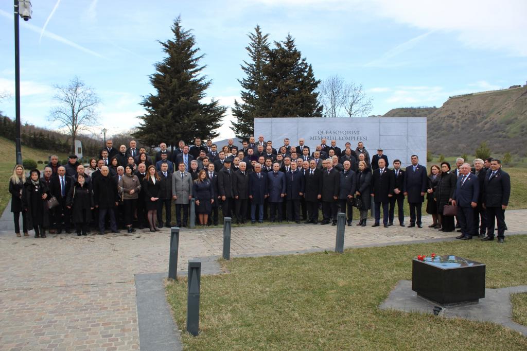 Yeni Azərbaycan Partiyasının təşkilatçılığı ilə “Guba Palace Hotel”də 31 mart azərbaycanlıların soyqırımının 104-cü ildönümünə həsr olunmuş “Soyqırımı: ümumbəşəri cinayətlər kontekstindən yeni baxış” mövzusunda elmi-praktiki konfrans keçirilmişdir.