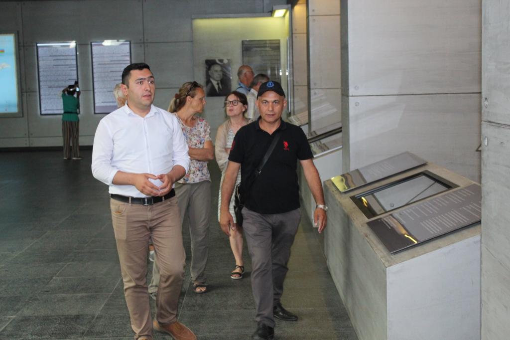 Kompleksə gəlmiş ziyarətçilər barədə həftəlik paylaşım.