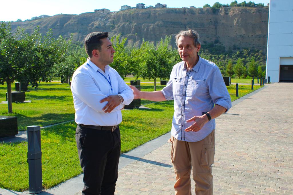During their trip to Azerbaijan, a group of American journalists and media experts paid a visit to the "Genocide Memorial Complex" located in Guba city.