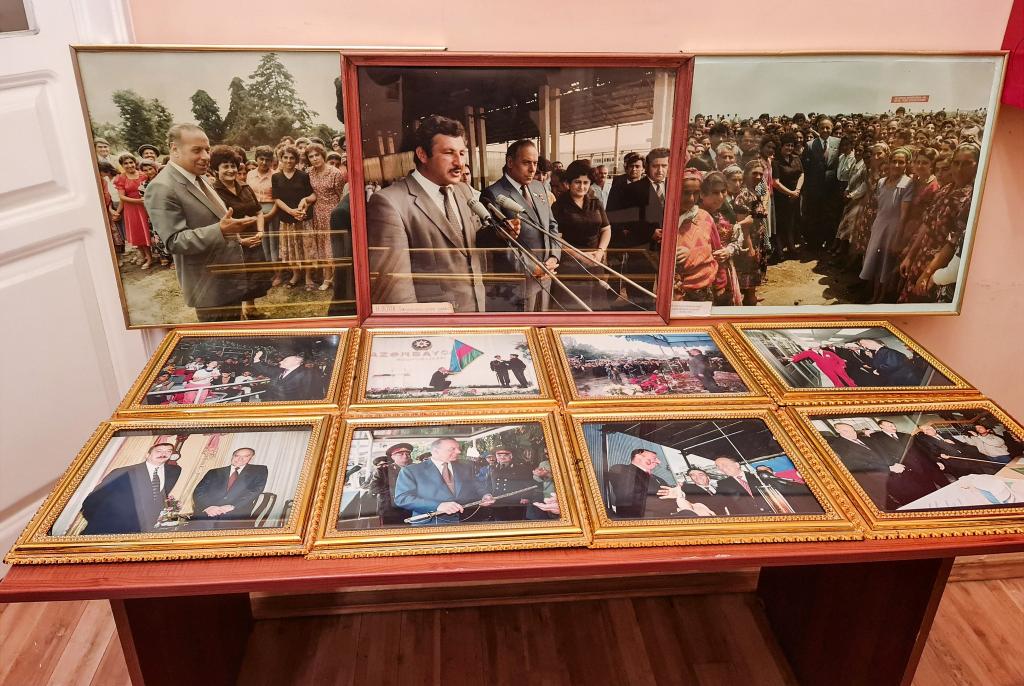 Quba şəhərində “Soyqırımı Memorial Kompleksi”nin kollektivi Lənkəran Tarix-Diyarşünaslıq Muzeyini ziyarət etmişlər. Kompleks əməkdaşlarını Mədəniyyət naziri cənab Adil Kərimlinin müvafiq sərəncamı ilə muzeyə yeni təyin olunmuş direktor tarix üzrə fəlsəfə doktoru Leyla xanım Məcidova qarşılamışdır.