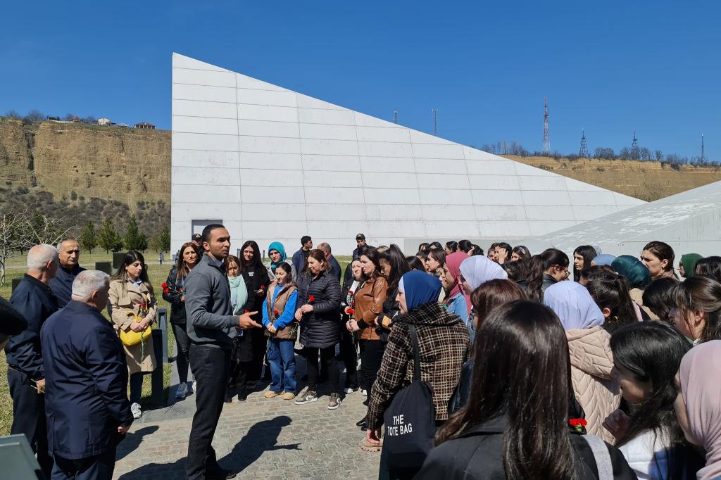 31 mart azərbaycanlıların soyqırımının 106-cı ildönümü ərəfəsində Quba şəhərində “Soyqırımı Memorial Kompleksi”nə gələn ziyarətçilərin sayında artım müşahidə olunur.