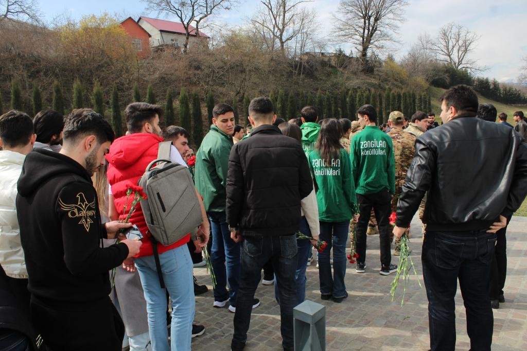 In observance of the Day of the Genocide of Azerbaijanis on March 31st, a significant influx of visitors persists at the "Genocide Memorial Complex" in Guba. Among the visitors, military personnel, teachers, and students from general education institutions comprise the majority.