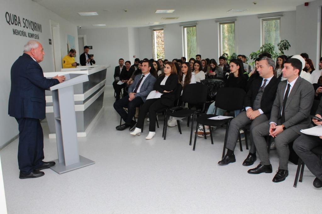 في مدينة قوبا، تم عقد الندوة العلمية "يوم الإبادة الجماعية الأذربيجانيين" بالتعاون بين "المجمع التذكاري للإبادة" في قوبا وكرسي "العلوم السياسية والاجتماعية" في جامعة أذربيجان.
