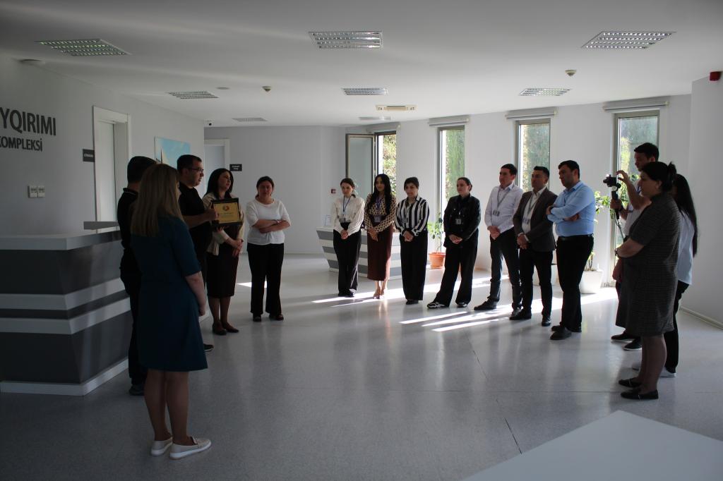 Aysu Bulbulzadeh, an employee of the Complex, shared insights into the activities of the Complex and showcased the Genocide Museum to participants during a webinar co-hosted by the Eskişehir Association of Azerbaijanis in Turkey and the "Genocide Memorial Complex" in Guba. Javid Aydın, the head of the Eskişehir Association of Azerbaijanis, personally visited the Genocide Memorial Complex during his trip to Guba and honored Aysu Bulbulzade with a letter of appreciation for her contributions.
