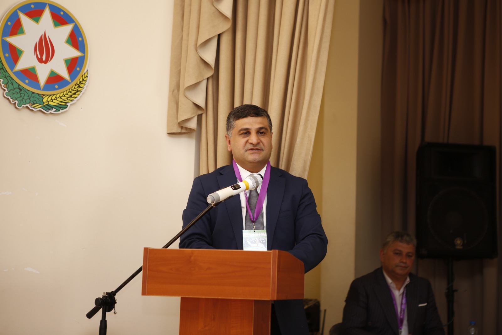 S.C.Pişəvəri adına Respublika humanitar fənlər gimnaziyasında "Yaşıl dünya naminə həmrəylik ili"nə həsr olunmuş "Azərbaycanda elm və təhsilə şagird baxışı" mövzusunda IV şagird respublika elmi-praktik konfransı keçirilib.