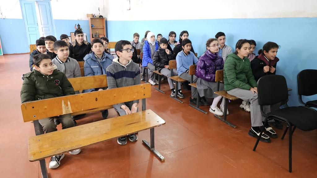 In Guba, with the initiative of the “Genocide Memorial Complex” and the support of the Guba-Khachmaz Regional Education Department, a photo exhibition has been launched in general education schools to showcase the past and present condition of monuments in the liberated territories of the Karabakh region.