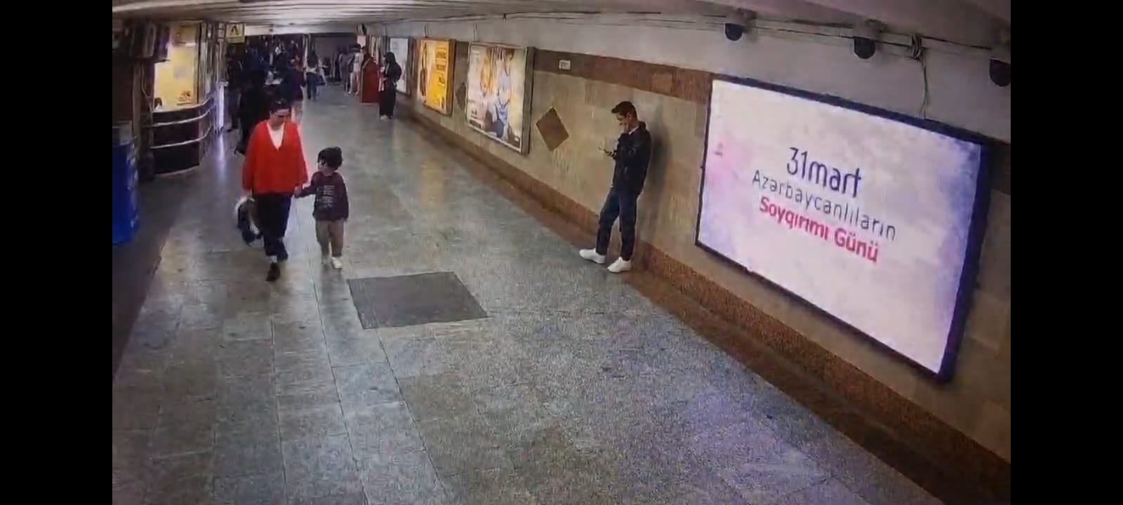 – Ahead of the Day of the Genocide of Azerbaijanis on 31 March, a video clip prepared by the Complex reflecting the 1918 genocide of Azerbaijanis was broadcast across 27 metro stations of the Baku Metro, on monitors installed by the Azerbaijan State Advertising Agency in Baku and various regions of the Republic, as well as on screens at the Baku Transport Agency, in shopping centers such as “28 Mall,” “Ganjlik Mall,” and “Metropark,” and in hotels located in the regions