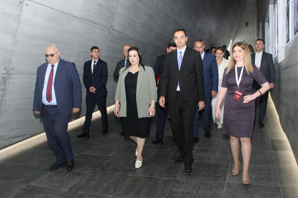 بتاريخ 4-5 يونيو 2025، نُظّم المنتدى الجمهوري الأول لشباب الإثنوغرافيين في مدينة قوبا، بمشاركة علماء و باحثين شباب من العاصمة باكو و مناطق مختلفة من أذربيجان، و ذلك بتنظيم مشترك من قبل "مجمع النُصب التذكاري للإبادة الجماعية في قوبا" و خدمة الدولة لحماية و تطوير وترميم التراث الثقافي التابعة لوزارة الثقافة لجمهورية أذربيجان، و بدعم من فرع قوبا لجامعة أذربيجان الحكومية للتربية. يهدف المنتدى إلى دراسة التراث الثقافي الغني لأذربيجان، و تعزيز الروابط العلمية بين الباحثين الشباب في مجال الإثنوغرافيا، و تبادل النقاشات حول العمق التاريخي للتراث الوطني.