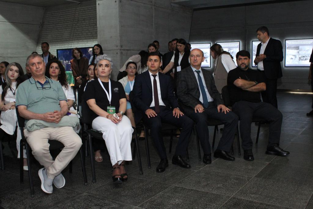 بتاريخ 4-5 يونيو 2025، نُظّم المنتدى الجمهوري الأول لشباب الإثنوغرافيين في مدينة قوبا، بمشاركة علماء و باحثين شباب من العاصمة باكو و مناطق مختلفة من أذربيجان، و ذلك بتنظيم مشترك من قبل "مجمع النُصب التذكاري للإبادة الجماعية في قوبا" و خدمة الدولة لحماية و تطوير وترميم التراث الثقافي التابعة لوزارة الثقافة لجمهورية أذربيجان، و بدعم من فرع قوبا لجامعة أذربيجان الحكومية للتربية. يهدف المنتدى إلى دراسة التراث الثقافي الغني لأذربيجان، و تعزيز الروابط العلمية بين الباحثين الشباب في مجال الإثنوغرافيا، و تبادل النقاشات حول العمق التاريخي للتراث الوطني.