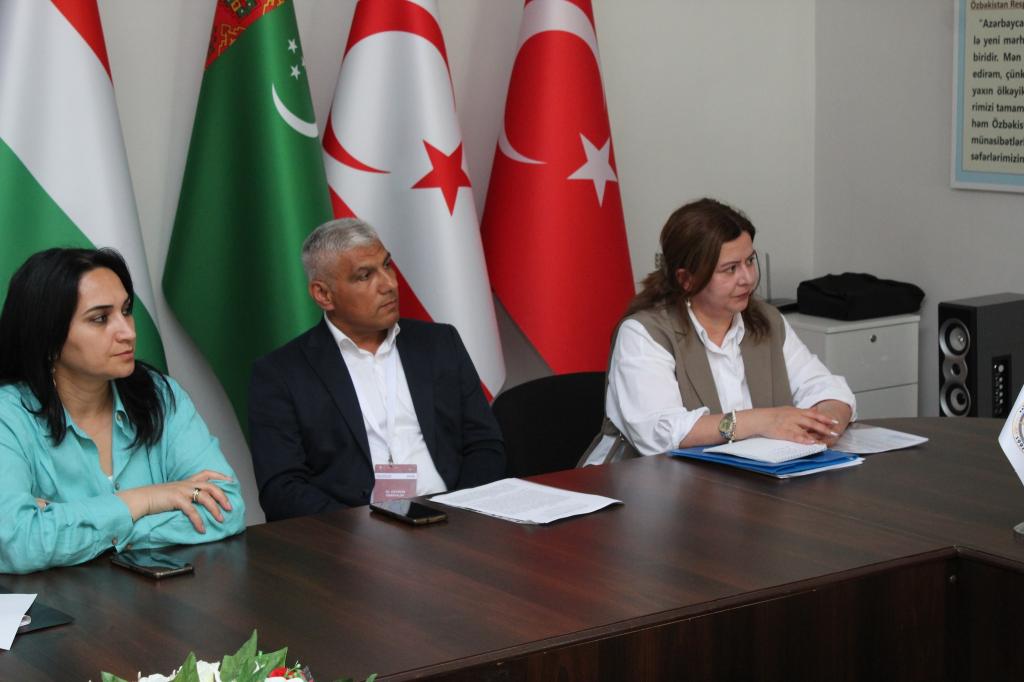 بعد الجلسة العامة لمنتدى شباب الإثنوغرافيين الأول على مستوى الجمهورية، عُقدت جلسات ضمن الأقسام المختلفة. و قد تم تنظيم هذه الجلسات في متحف الإبادة الجماعية و فرع قوبا التابع لجامعة أذربيجان الحكومية للتربية.