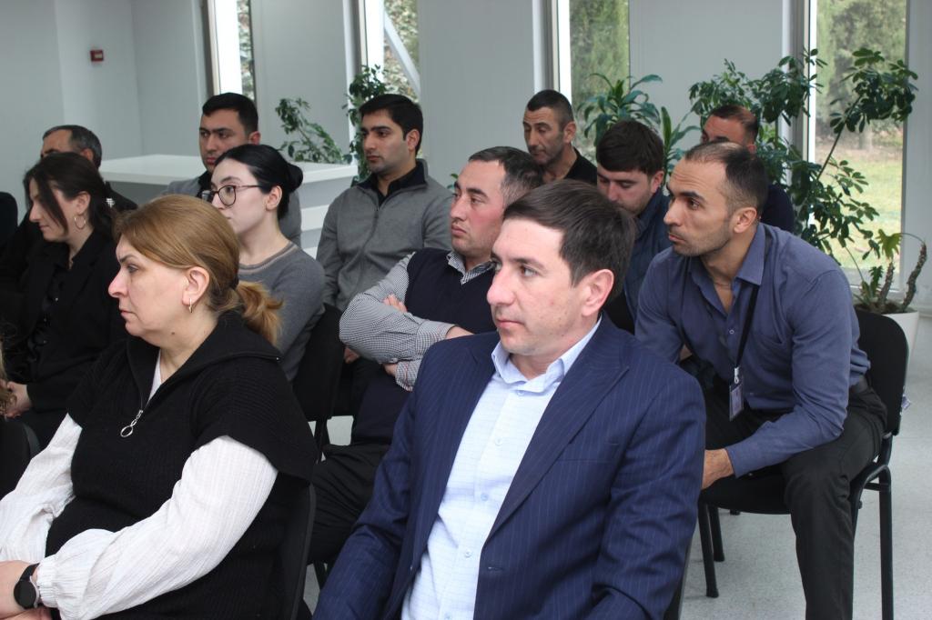 On the occasion of the 34th anniversary of the Khojaly genocide, a masterclass was organized at the “Genocide Memorial Complex” in the city of Guba. The event began with a one-minute moment of silence in memory of the martyrs who sacrificed their lives for the homeland.