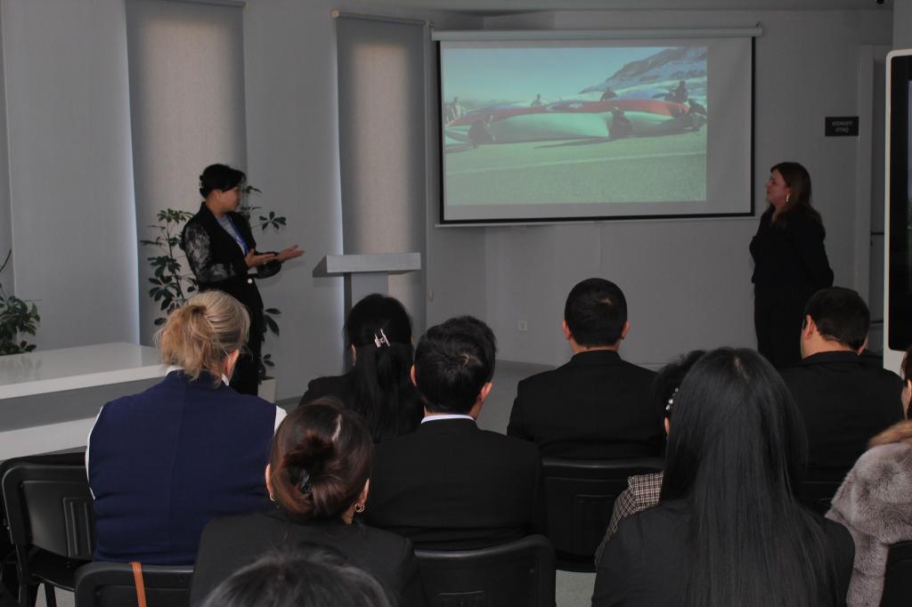 A training session titled “The Role of Museums and Reserves in Educating the Younger Generation” was held.