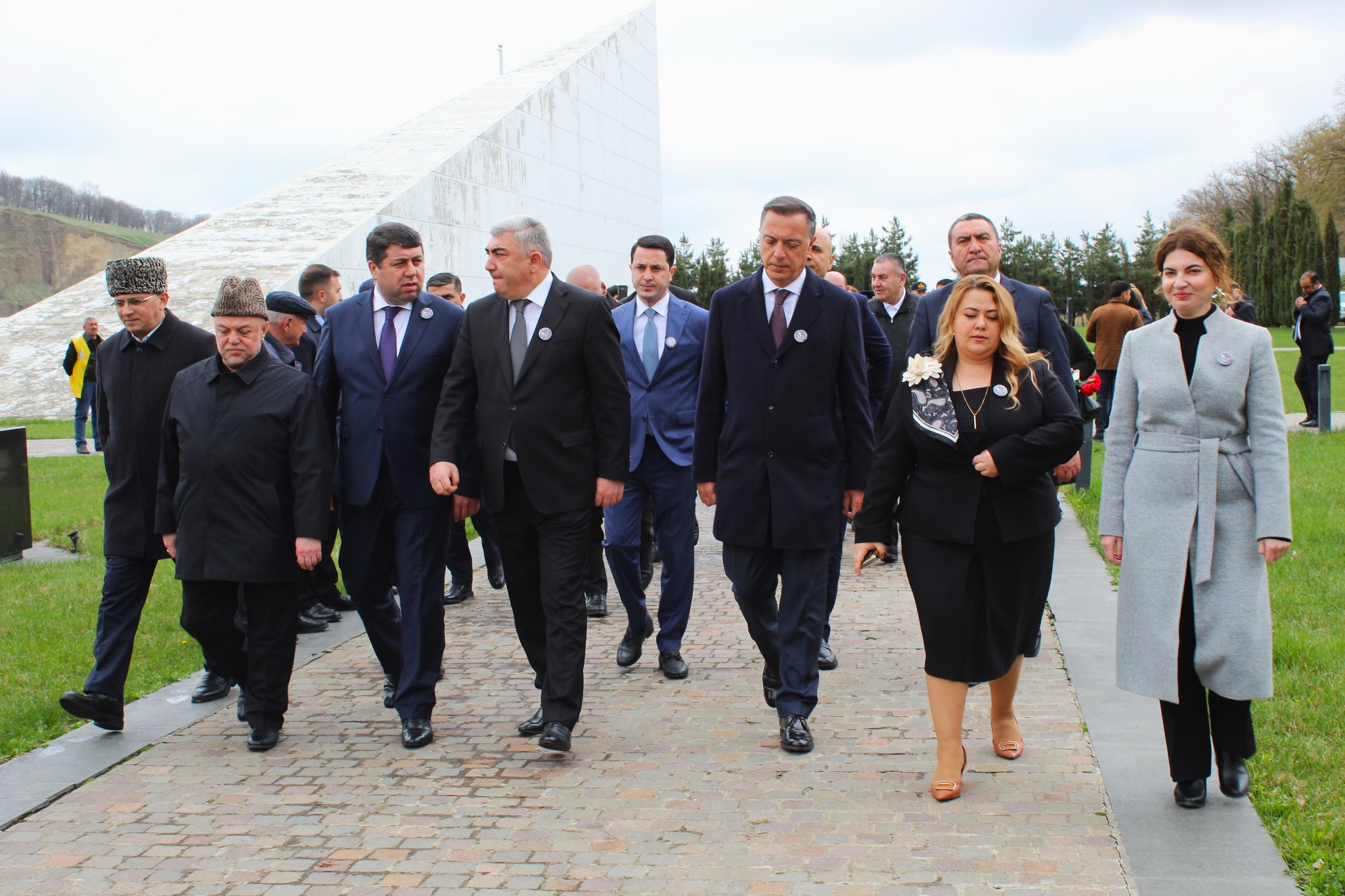 31 mart azərbaycanlılara qarşı törədilmiş soyqırımların 108-ci ildönümü ilə bağlı Soyqırımı Memorial Kompleksində Azərbaycan Respublikası Mədəniyyət Nazirliyi yanında Mədəni İrsin Qorunması, İnkişafı və Bərpası üzrə Dövlət Xidməti, Quba rayonu İcra Hakimiyyəti və Quba şəhərində “Soyqırımı Memorial Kompleksi”nin birgə təşkilatçılığı ilə anım tədbiri-kütləvi ziyarət keçirilib.