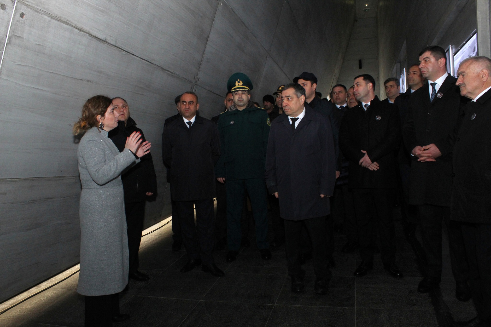 31 Mart Azərbaycanlıların Soyqırımı Günündə Qusar rayon İcra Hakimiyyətinin rəsmi şəxsləri, rayonun hüquq-mühafizə orqanlarının, idarə-müəssisə və təşkilatlarının rəhbər və əməkdaşları Quba şəhərində “Soyqırımı Memorial Kompleksi”ni ziyarət edərək 1918-ci il soyqırımı qurbanlarının dəfn olunduğu abidənin üzərinə gül dəstələri düzüblər. Daha sonra rəsmi şəxslər Soyqırımı Muzeyini ziyarət edərək tarixi faktlarla, həmçinin təşkil olunmuş sərgi ilə tanış olublar.