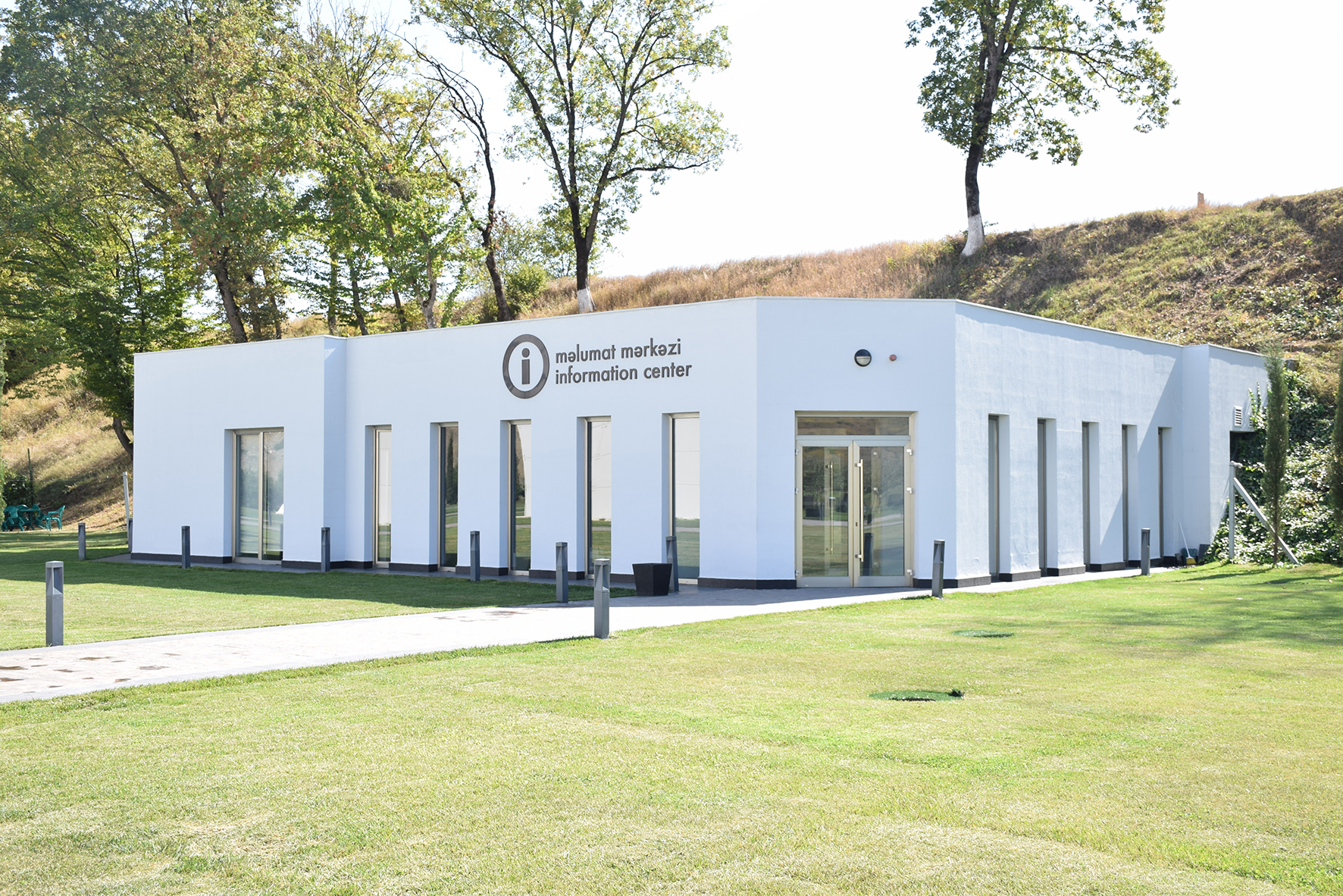 İnformasiya mərkəzi - 1